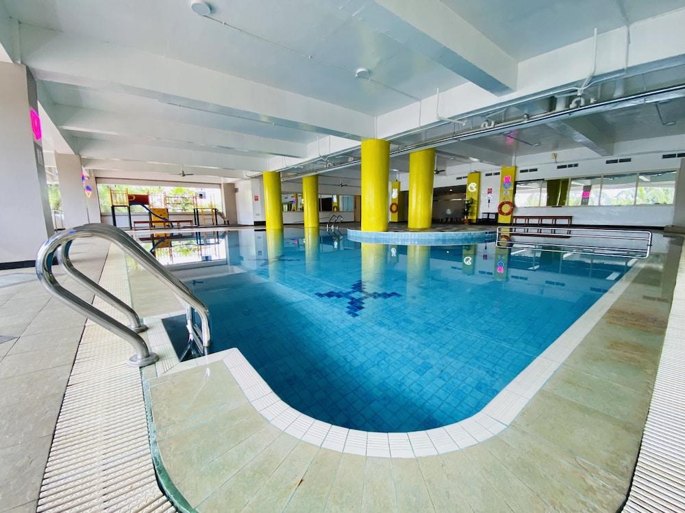 Ap Premier Batam Hotel Nagoya Kültér fotó