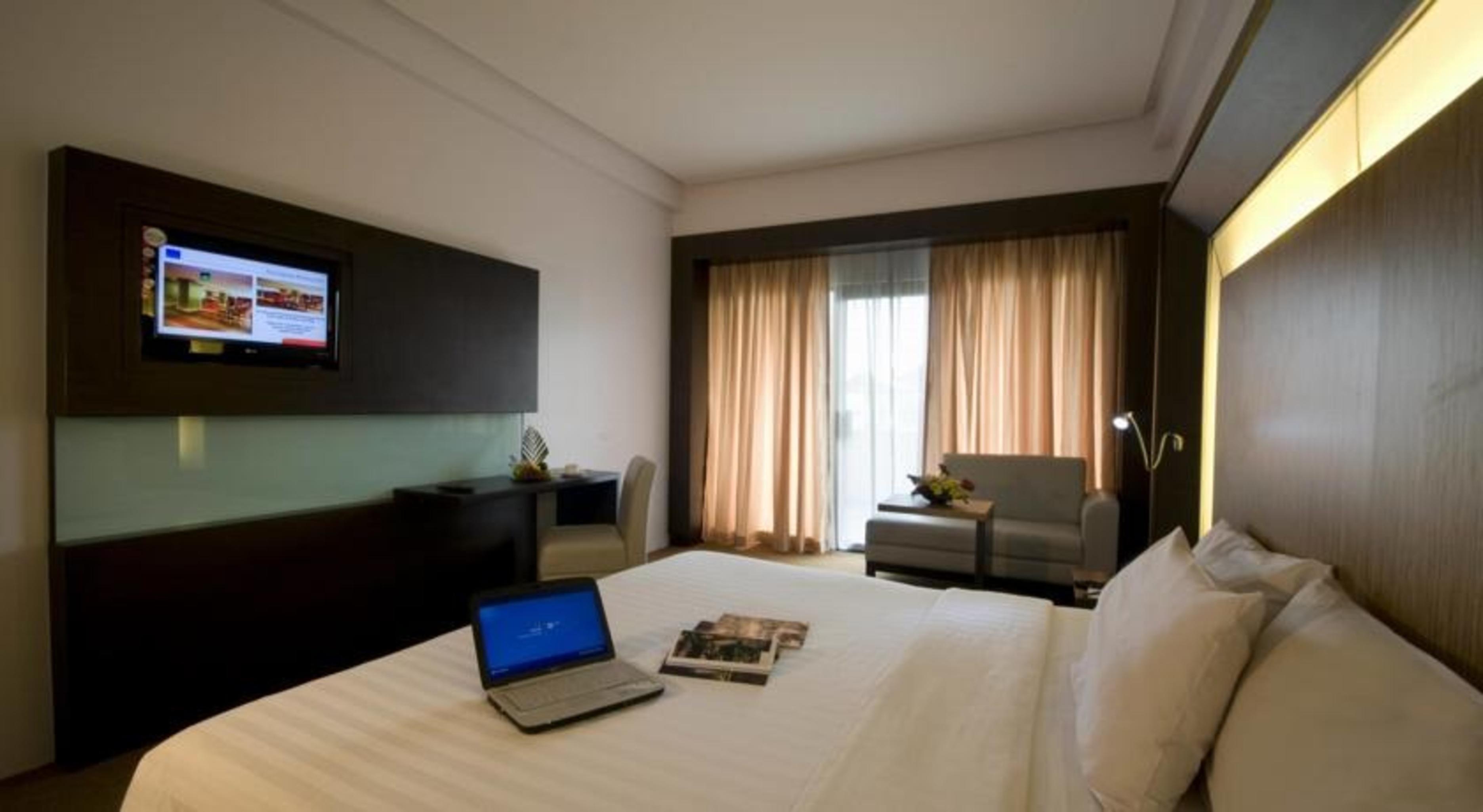 Ap Premier Batam Hotel Nagoya Kültér fotó