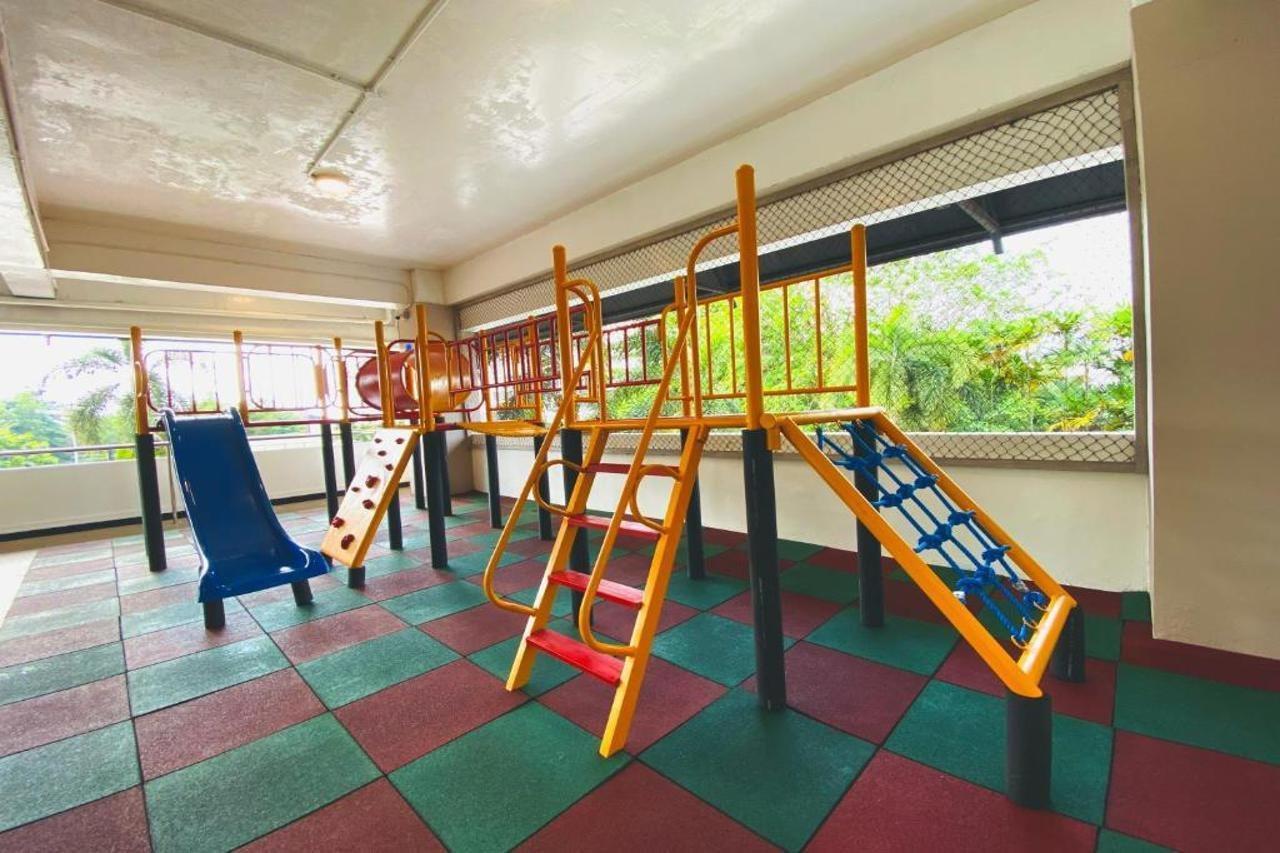 Ap Premier Batam Hotel Nagoya Kültér fotó