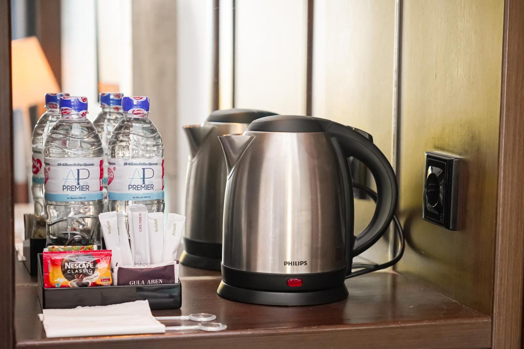 Ap Premier Batam Hotel Nagoya Kültér fotó