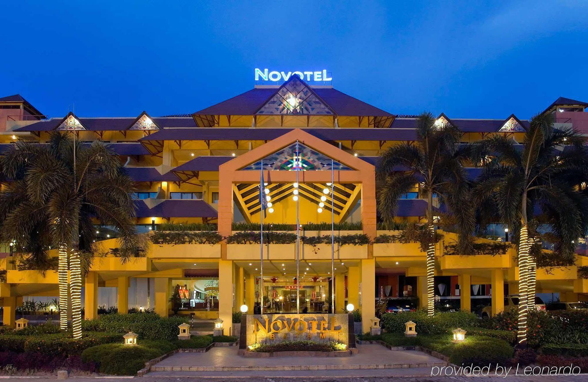 Ap Premier Batam Hotel Nagoya Kültér fotó