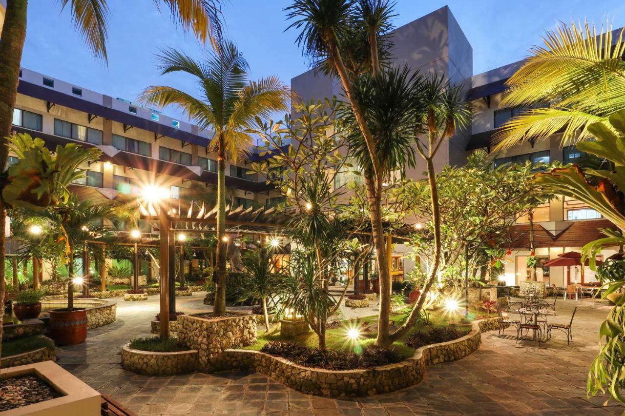 Ap Premier Batam Hotel Nagoya Kültér fotó