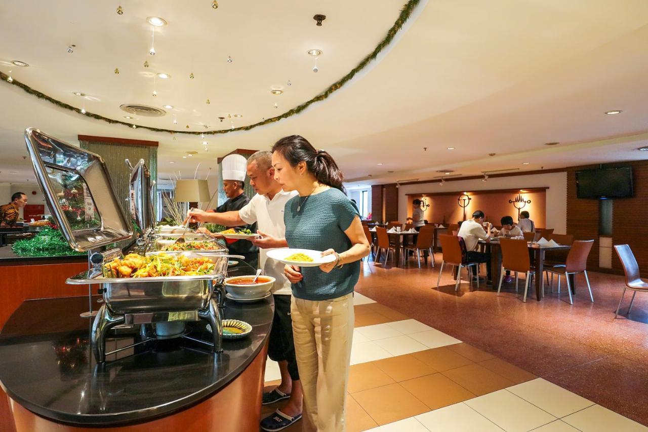 Ap Premier Batam Hotel Nagoya Kültér fotó