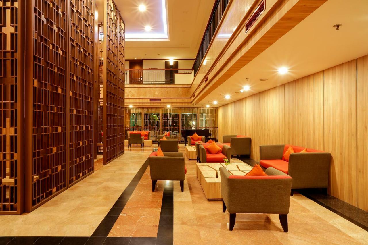 Ap Premier Batam Hotel Nagoya Kültér fotó